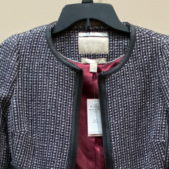 Banana Republic Italian fabric tweed jacket. - Picture 3 of 7